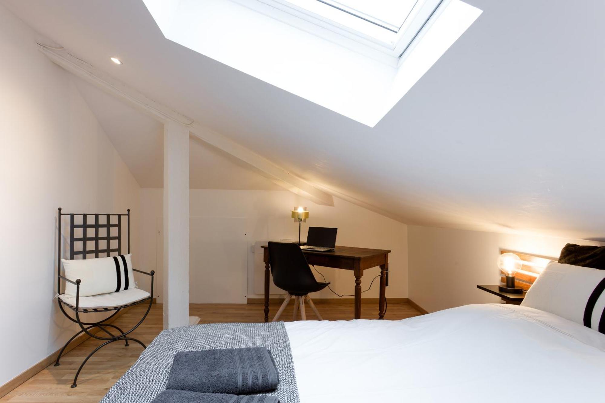 Opus Apartment *